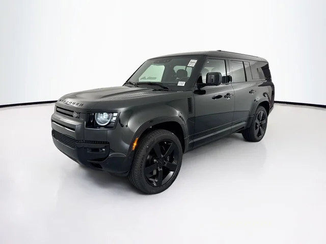 2026 Land Rover Defender 130 V8