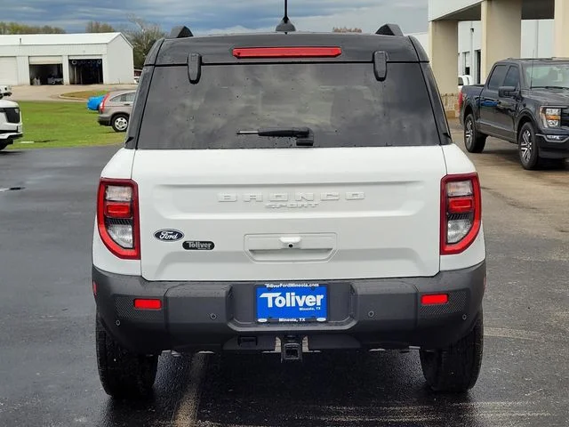 New 2026 Oxford White Ford Badlands® image 5