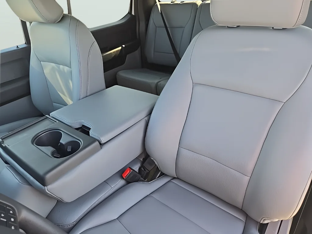 2026 Ford F-350 Super Duty XL - Photo 14