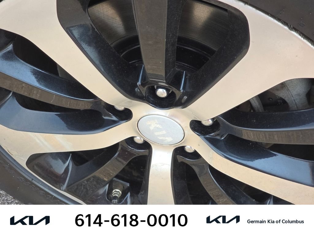 Used 2017 Silver Kia EX image 12