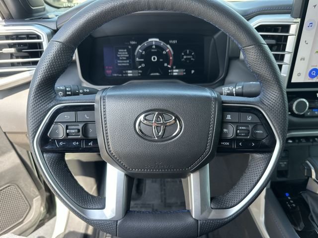 Certified Used 2025  Toyota Platinum image 12