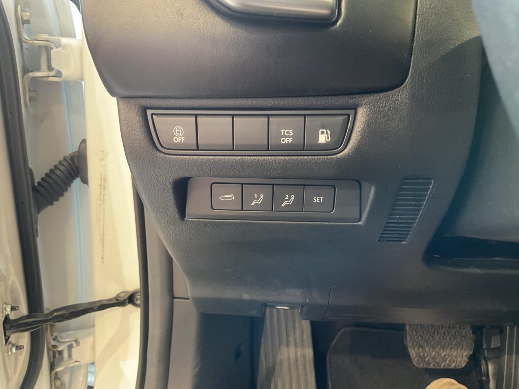 Used 2025 Beige Mazda Premium image 17