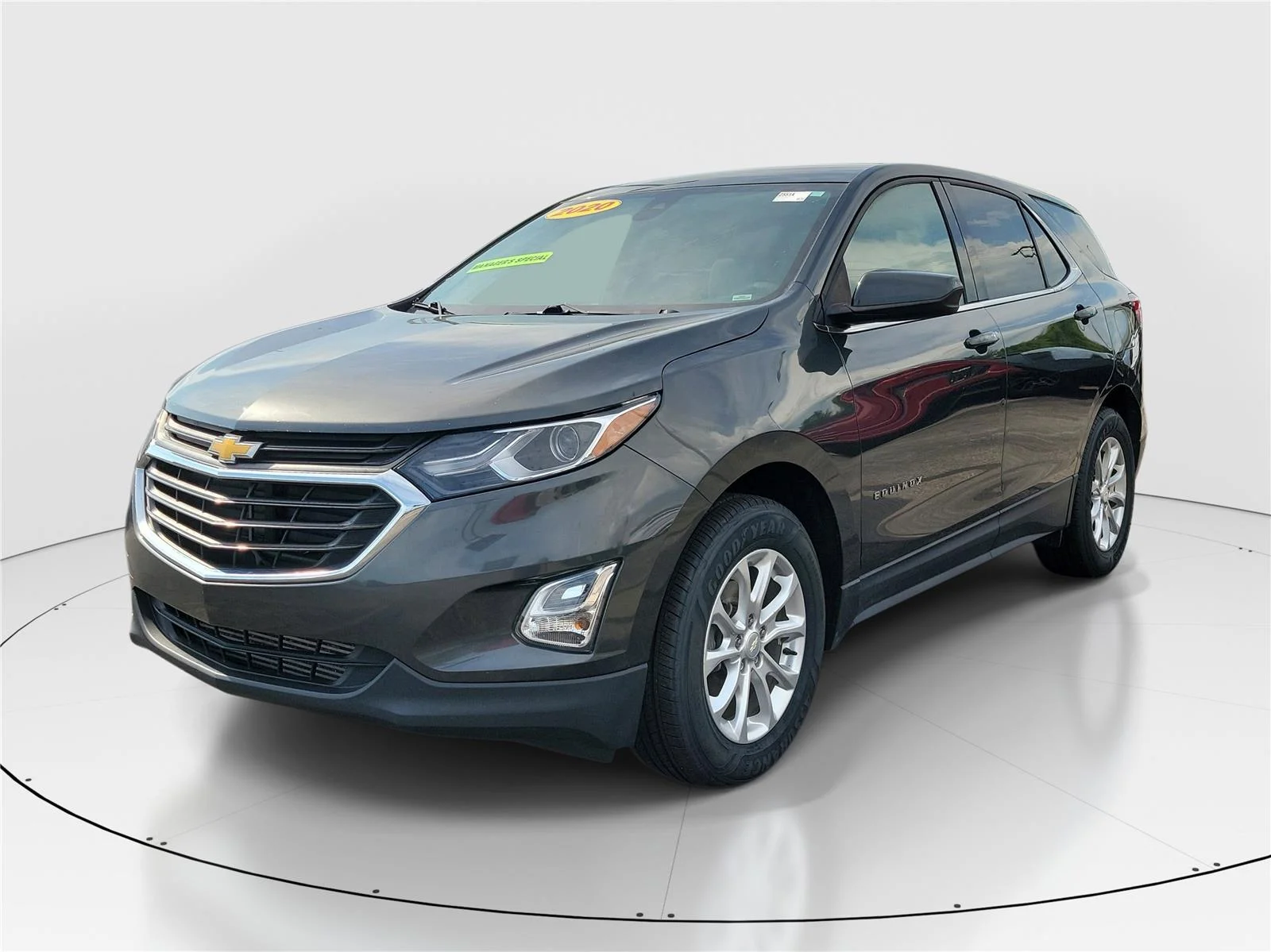 Used 2020 Chevrolet Equinox 2FL with VIN 2GNAXTEV6L6133404 for sale in Hamilton, OH