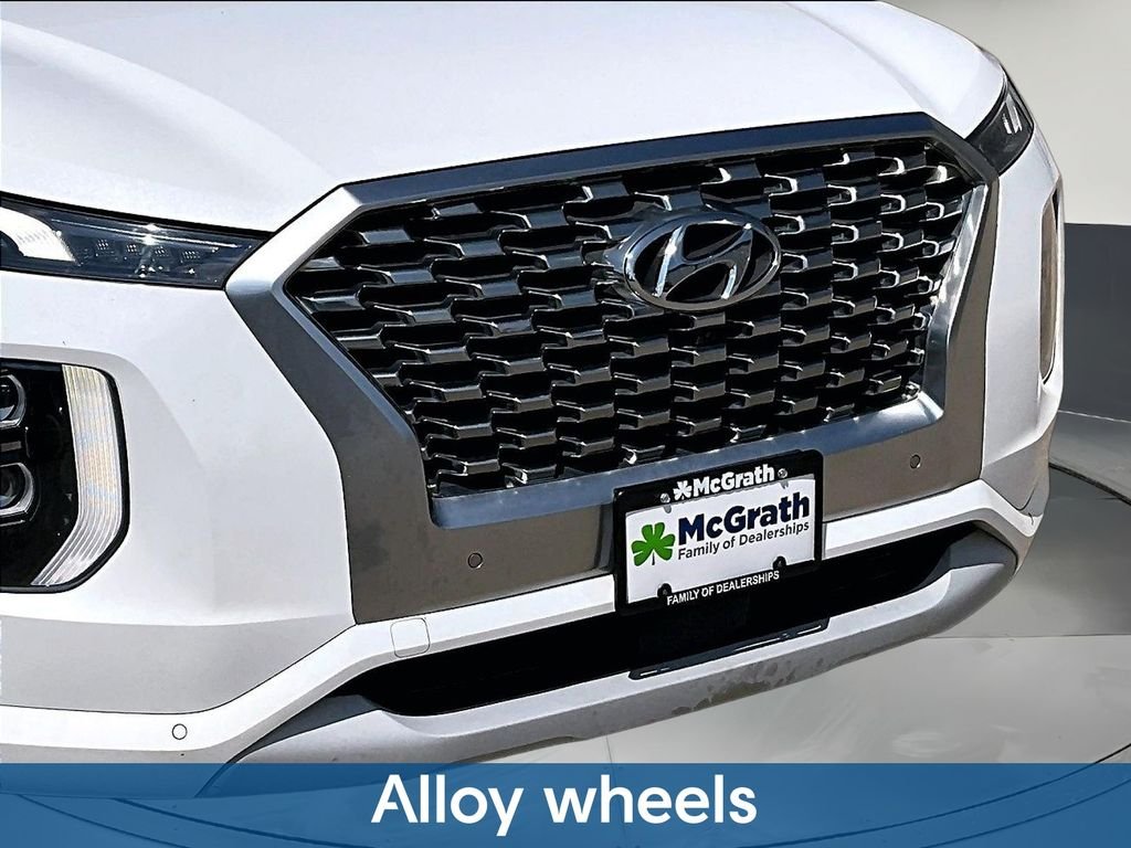 Used 2022 White Hyundai Limited image 34
