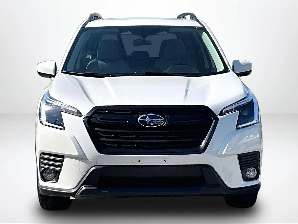 Used 2023 White Subaru Premium image 4