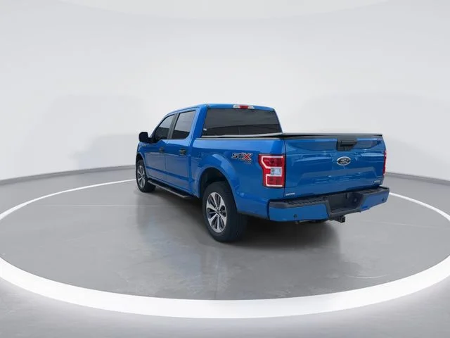 Used 2019 Blue Ford XL image 6