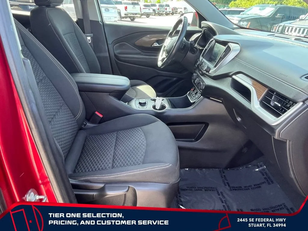 Used 2018 RED QUARTZ TINTCOAT GMC SLE image 19