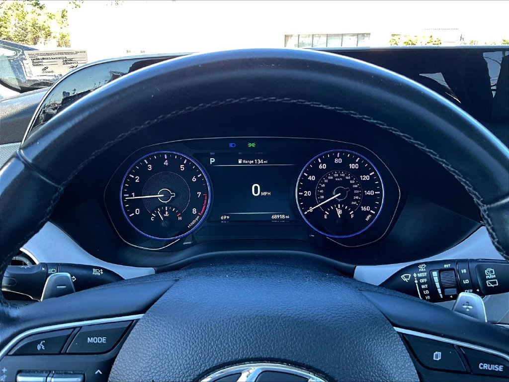 Certified Used 2022 Black Hyundai SEL image 15