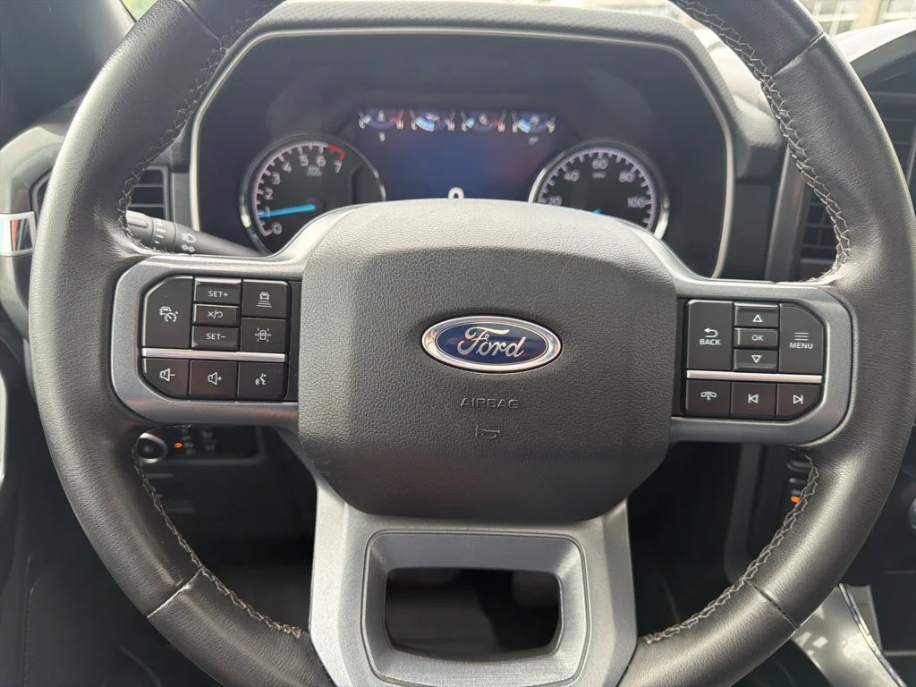 Used 2023 Carbonized Gray Metallic Ford XLT image 25