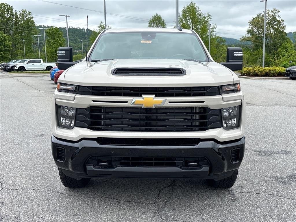 New 2026 White Sands Chevrolet Custom image 7