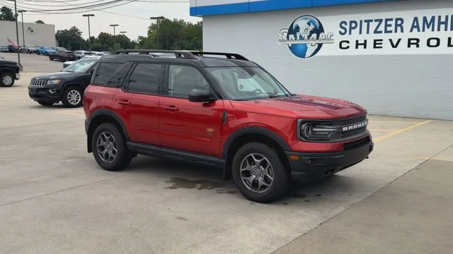 Used 2023 Red Ford Badlands image 3