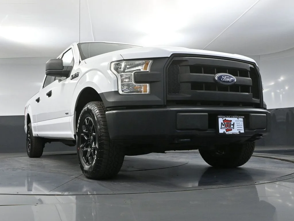 Used 2016 White Ford XL image 48
