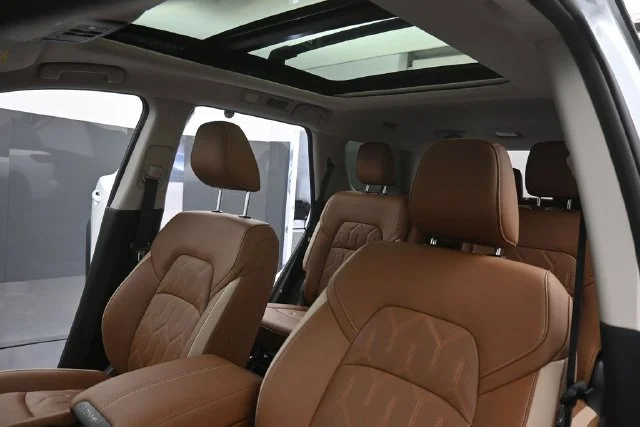 New 2026 White Nissan Platinum image 30