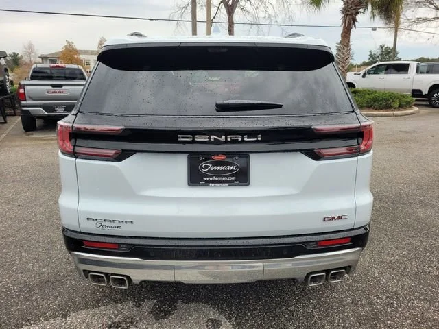 2026 GMC Acadia Denali - Photo 13