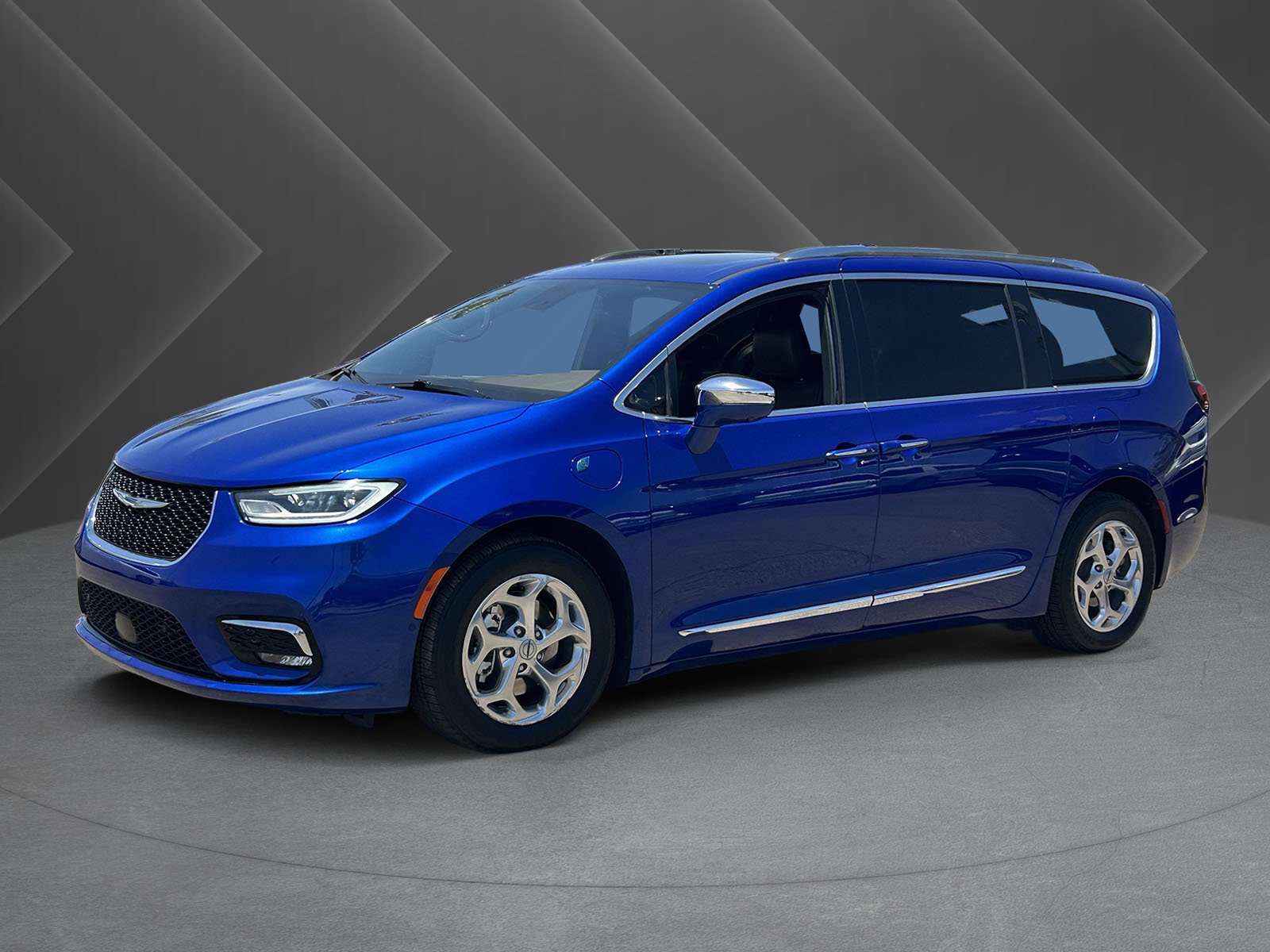 Used 2021 Ocean Blue Metallic Chrysler Hybrid Limited image 36