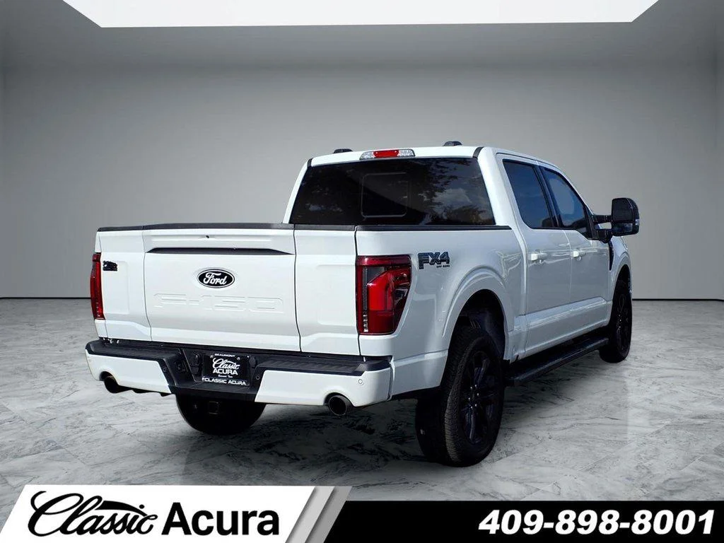 Used 2024 Star White Metallic Tri-Coat Ford LARIAT image 7