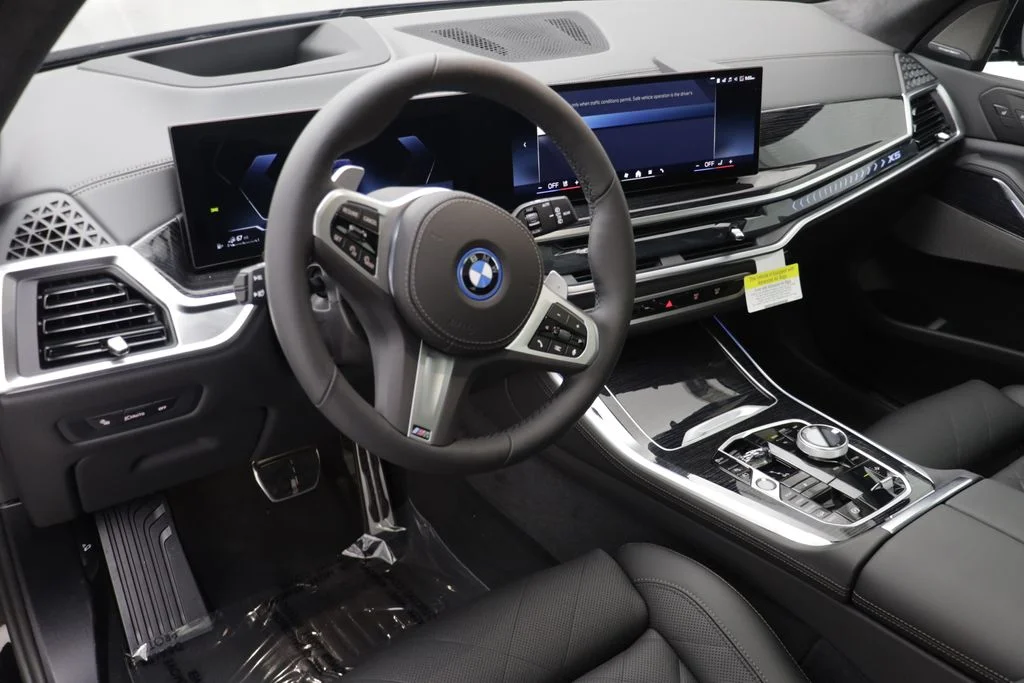 New 2026 Black BMW xDrive50e image 5
