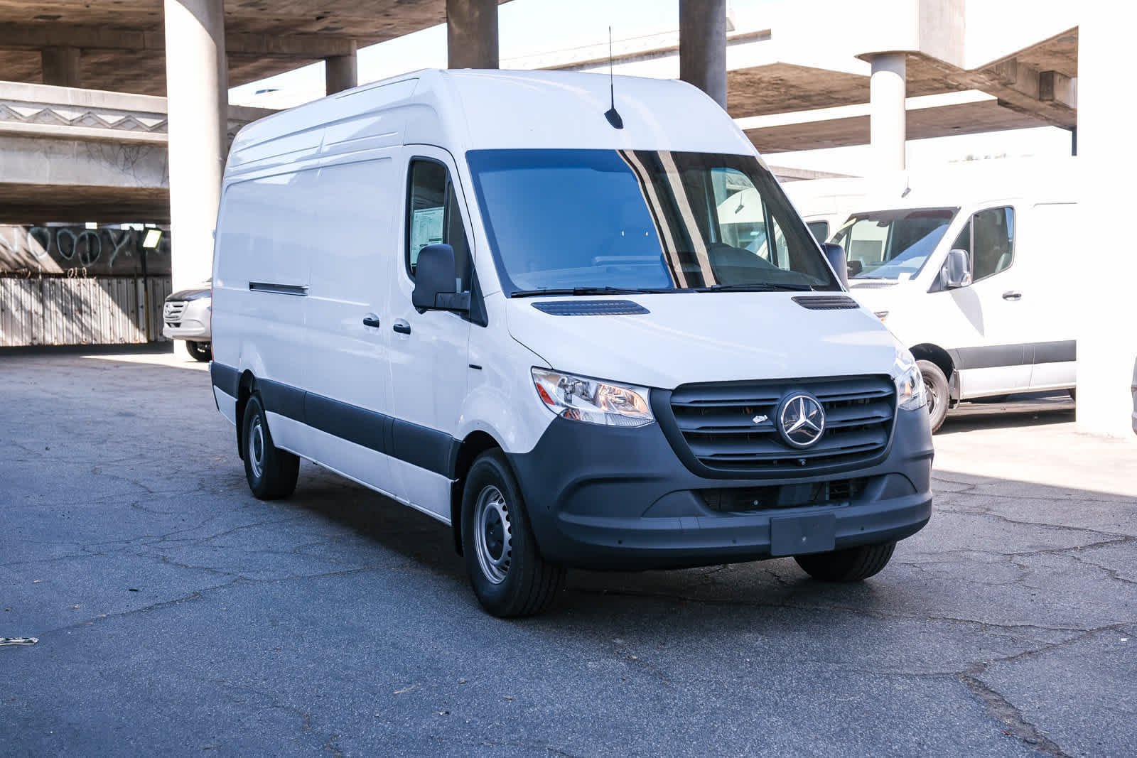 New 2025 Arctic White Mercedes-Benz Cargo 170 WB High Roof RWD Electric Motor image 3