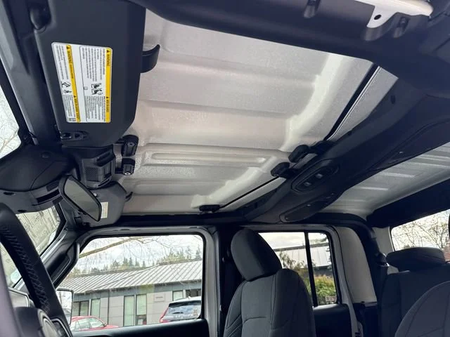 New 2026 Bright White Clear-Coat Exterior Paint Jeep Sport S image 27