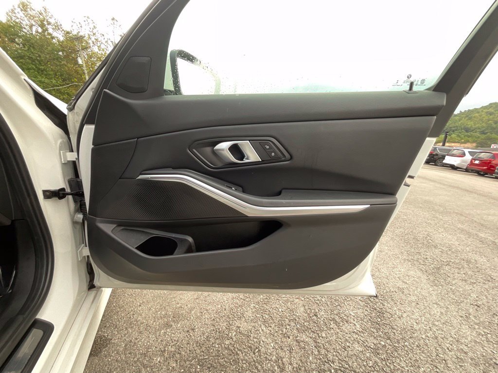 Used 2026 White BMW 330i xDrive image 21