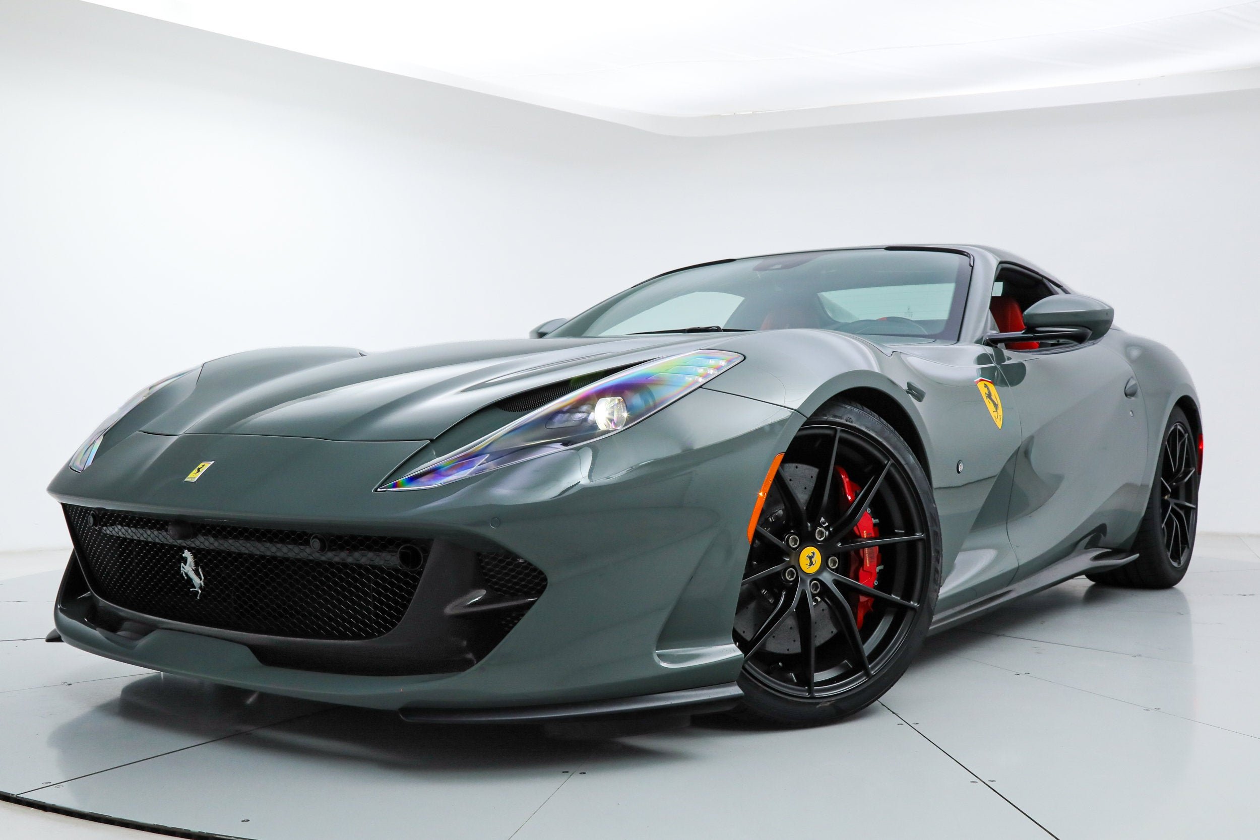 Certified Used 2022 Grigio Medio Ferrari  image 36