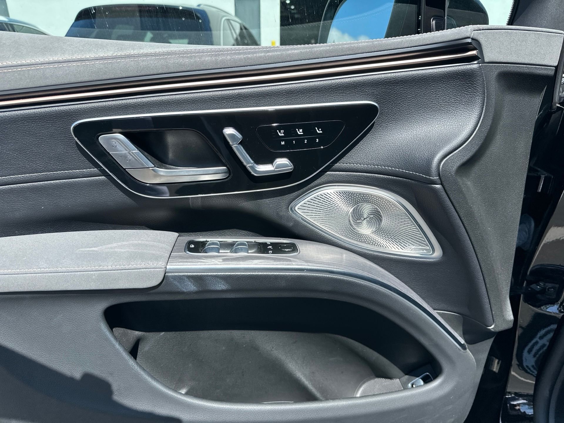 Used 2024  Mercedes-Benz 450 image 5