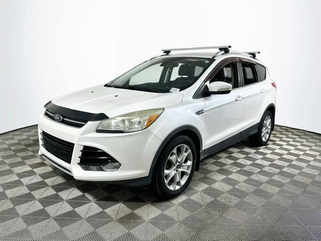 Pre-Owned 2016 Ford Escape Titanium