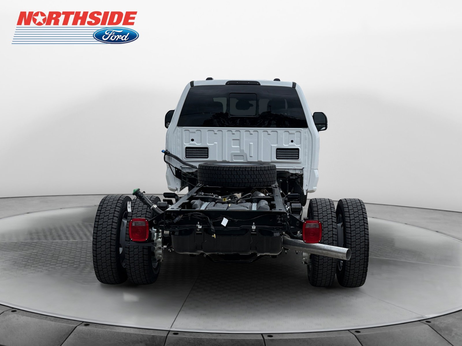 New 2026 Oxford White Ford XL image 6