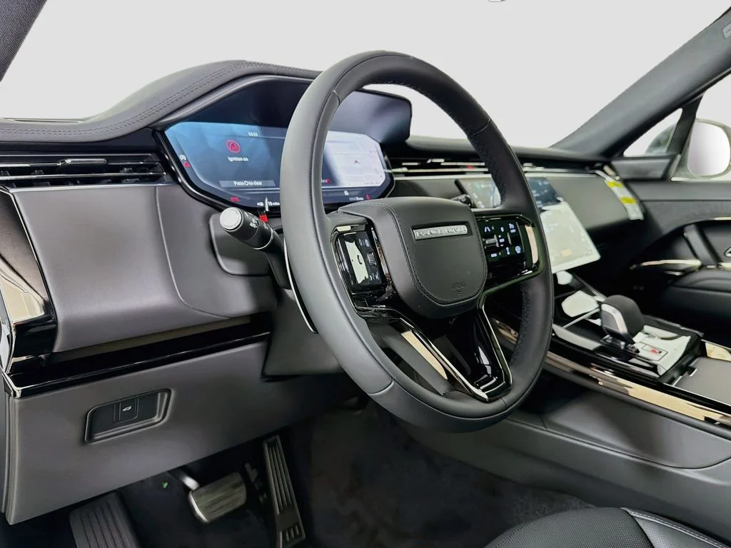 New 2026 Fuji White Land Rover Dynamic SE image 9