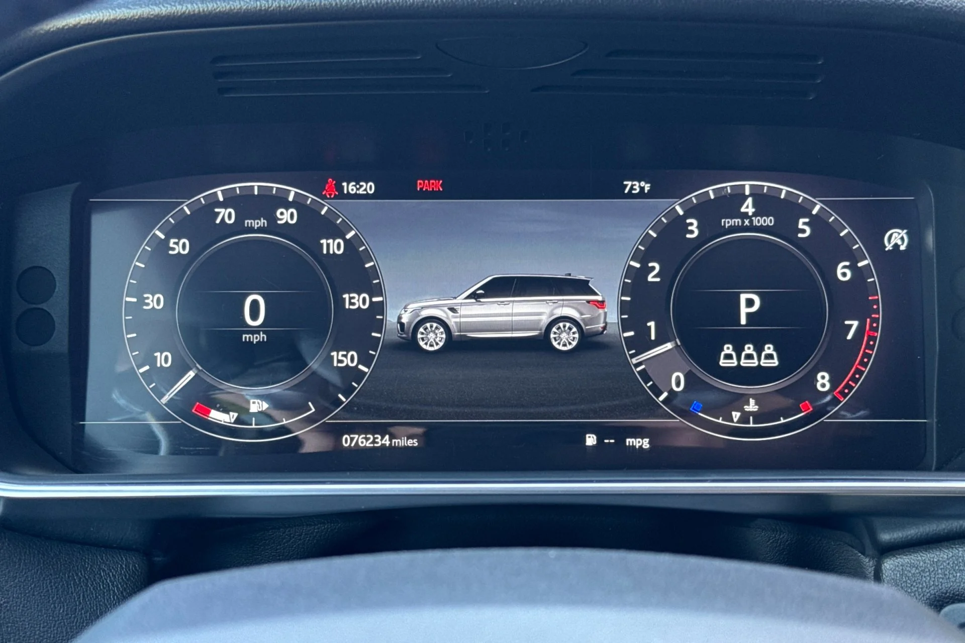 Used 2021 Gray Land Rover SE image 26