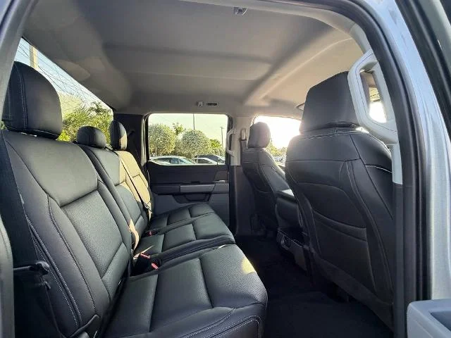 Used 2025 Iconic Silver Metallic Ford XLT image 44