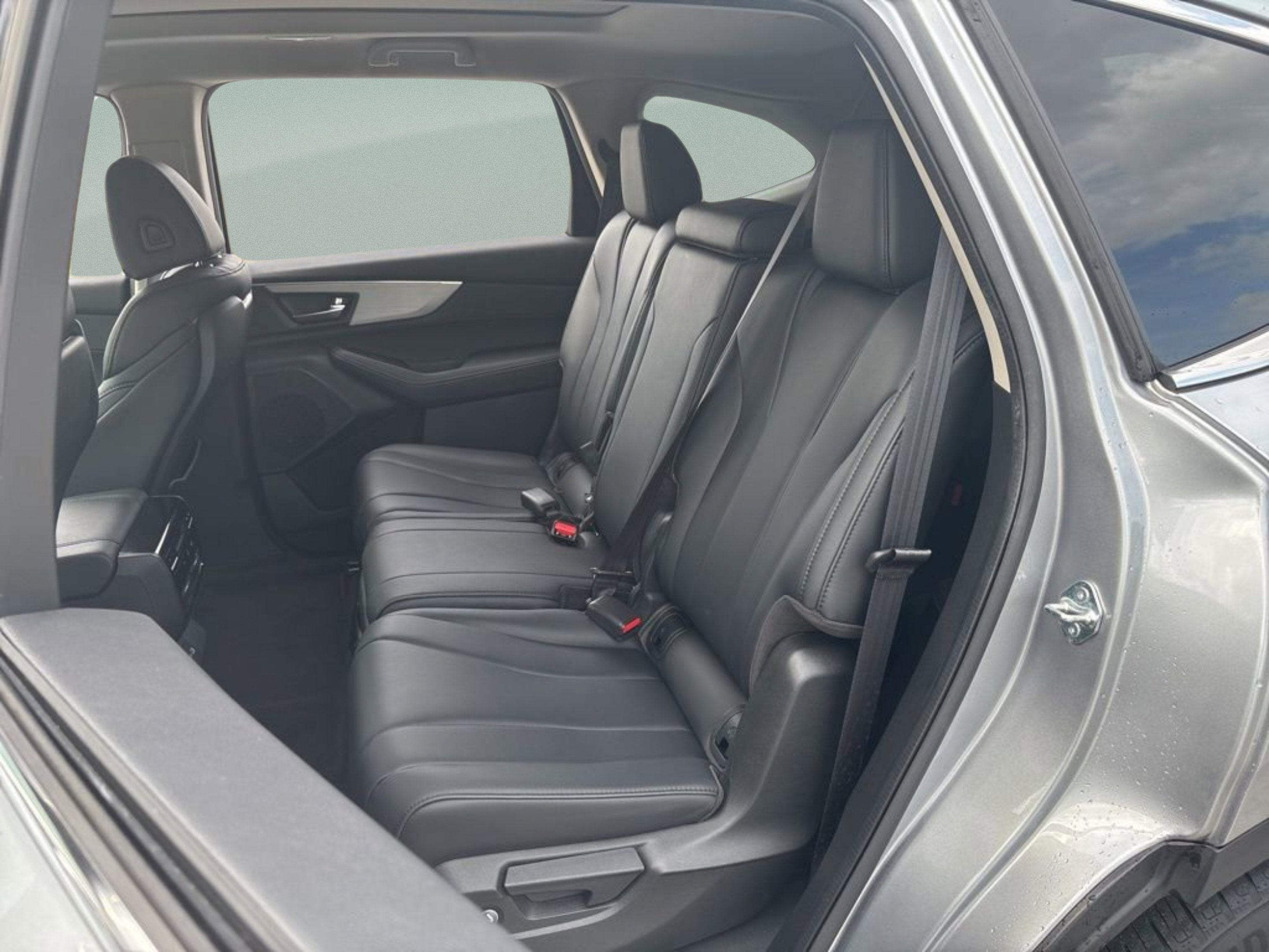 Used 2023 Silver Acura Standard image 33