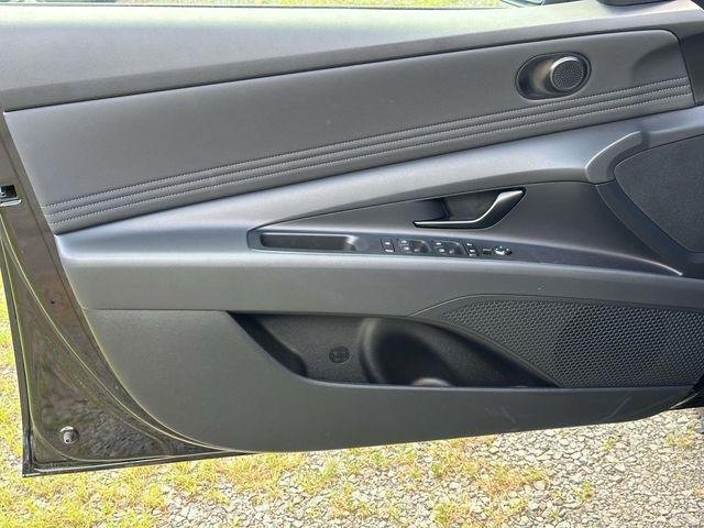 New 2026 Black Hyundai SEL Sport image 26