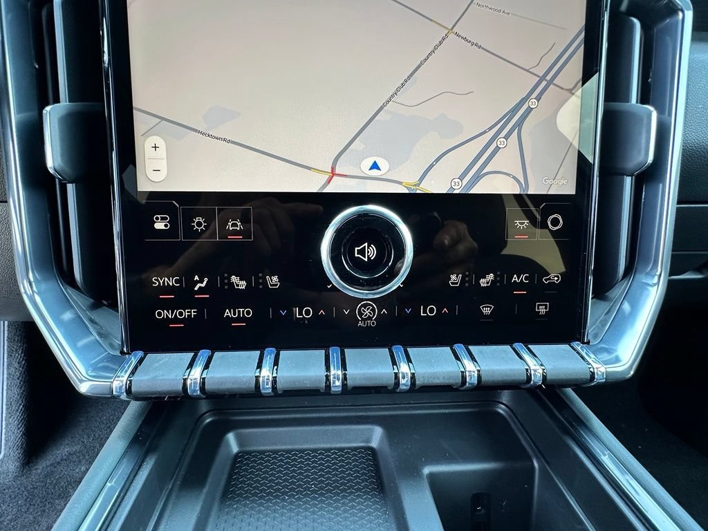 New 2026 Summit White GMC AT4 image 28