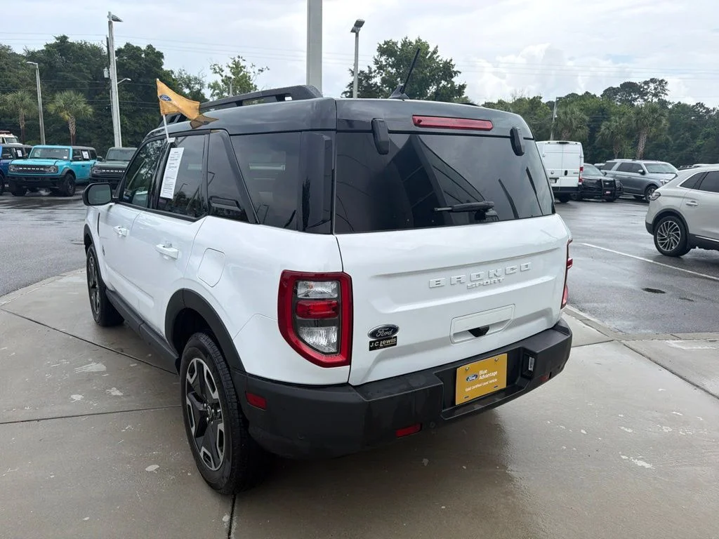 Used 2024 Oxford White Ford Outer Banks image 5