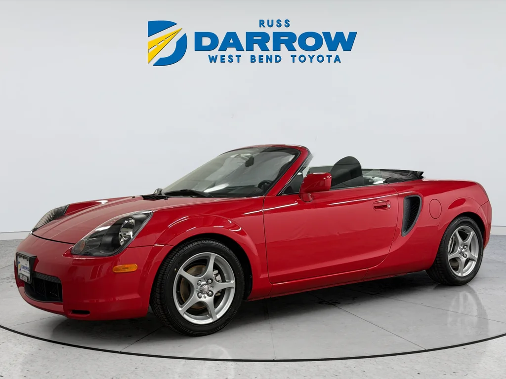 Used 2000 Toyota MR2 Spyder Base with VIN JTDFR3202Y0016517 for sale in West Bend, WI