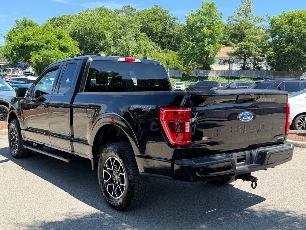 Used 2023 Black Ford XLT image 10