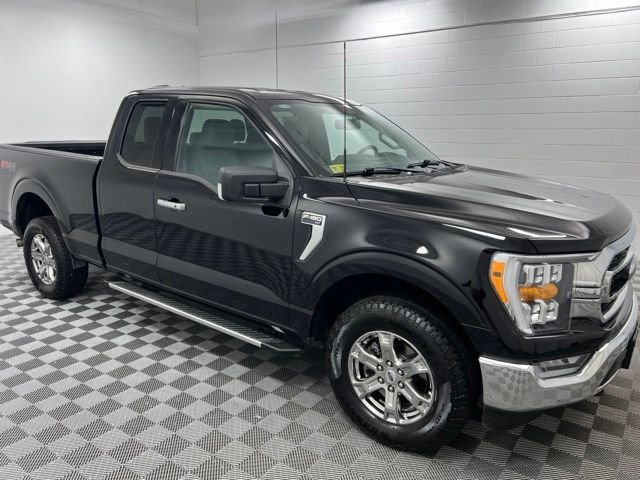 Used 2023 Black Ford XLT image 4