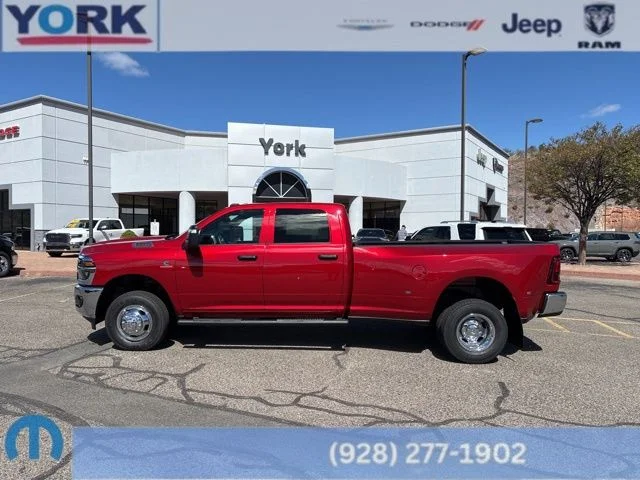 New 2026 Molten Red Pearl-Coat Exterior Paint RAM Tradesman image 1