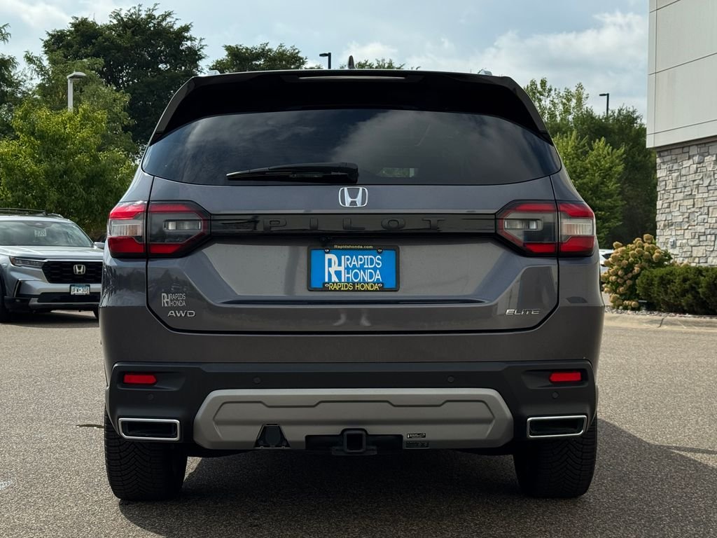 Used 2025 Modern Steel Metallic Honda Elite image 4