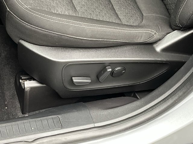 Used 2023 Iconic Silver Metallic Ford Active image 9