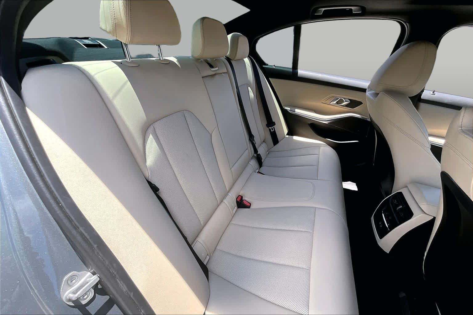 Used 2026 Skyscraper Grey Metallic BMW 330i NA image 19