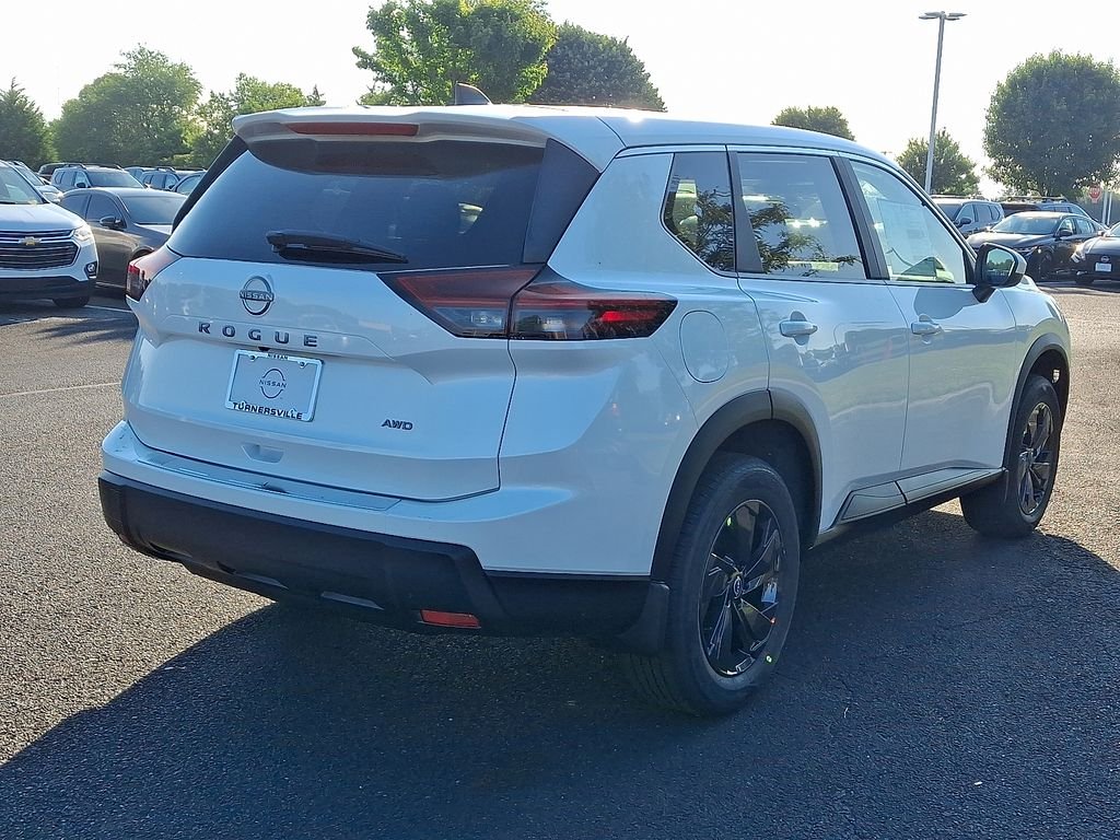 New 2026 Everest White Pearl TriCoat Nissan SV image 4