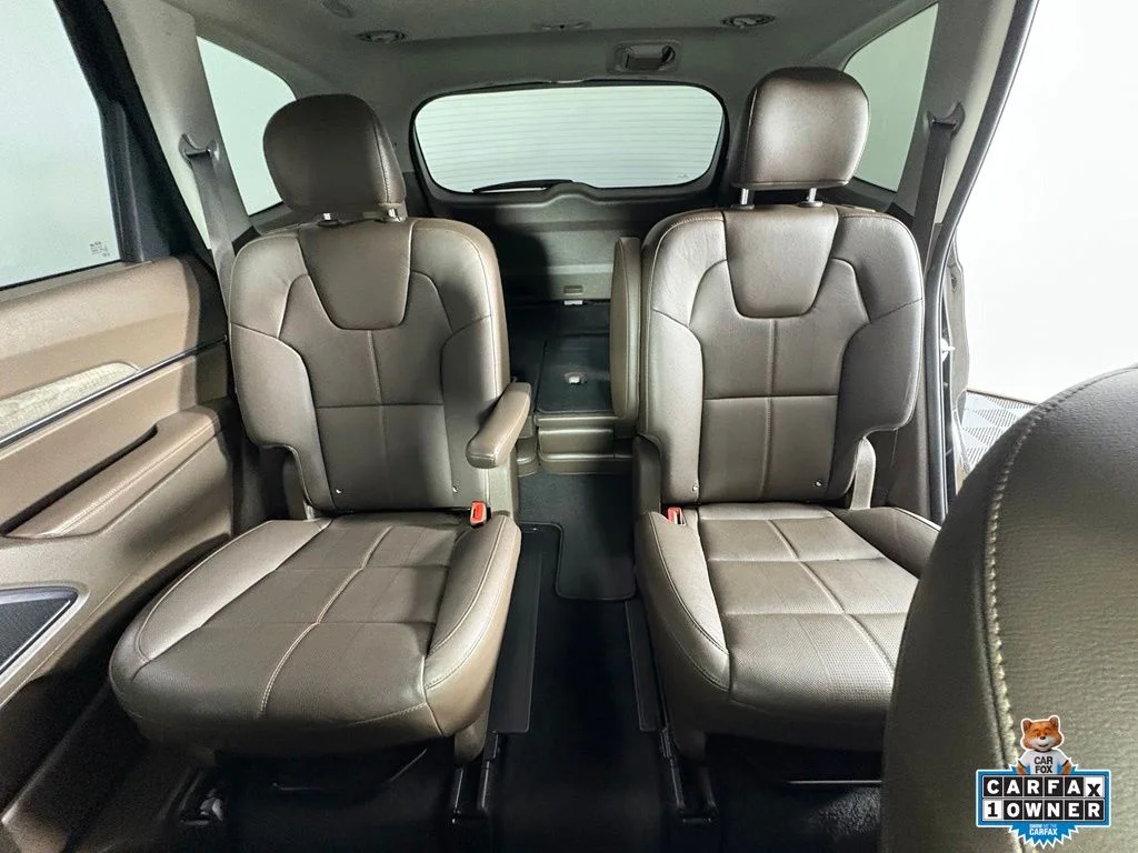 Used 2021 Black Kia SX image 6