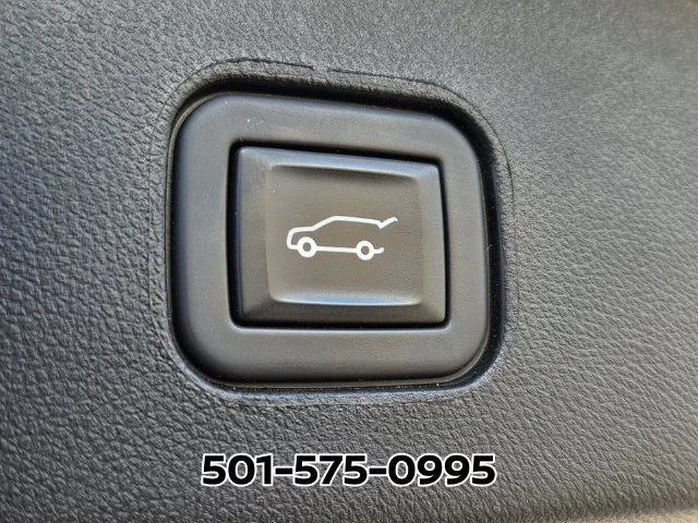 Used 2024 Green Cadillac Luxury image 17