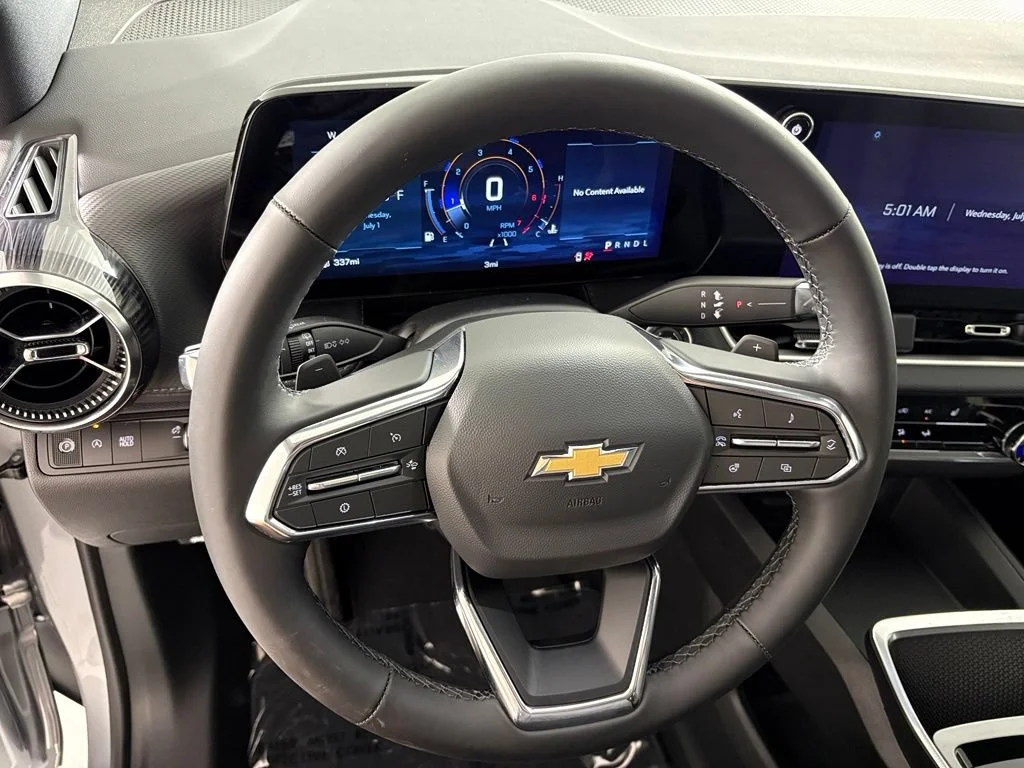 2027 Chevrolet Equinox LT - Photo 32