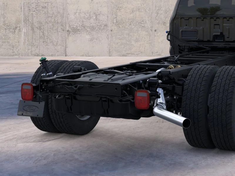 2025 Ford F-600 Super Duty Chassis Cab XL - Photo 53