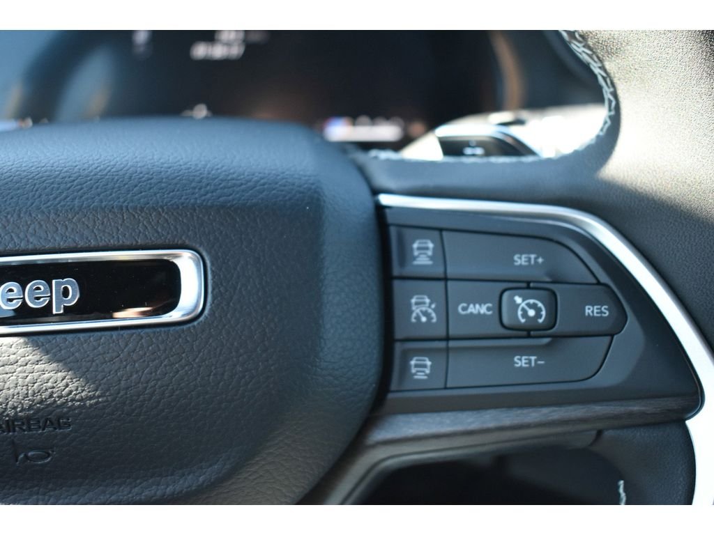 2025 Jeep Grand Cherokee Limited - Photo 32