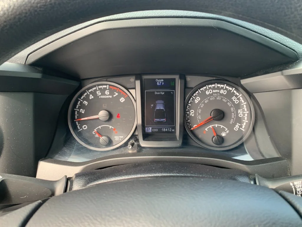 Used 2021 Silver Toyota SR image 29