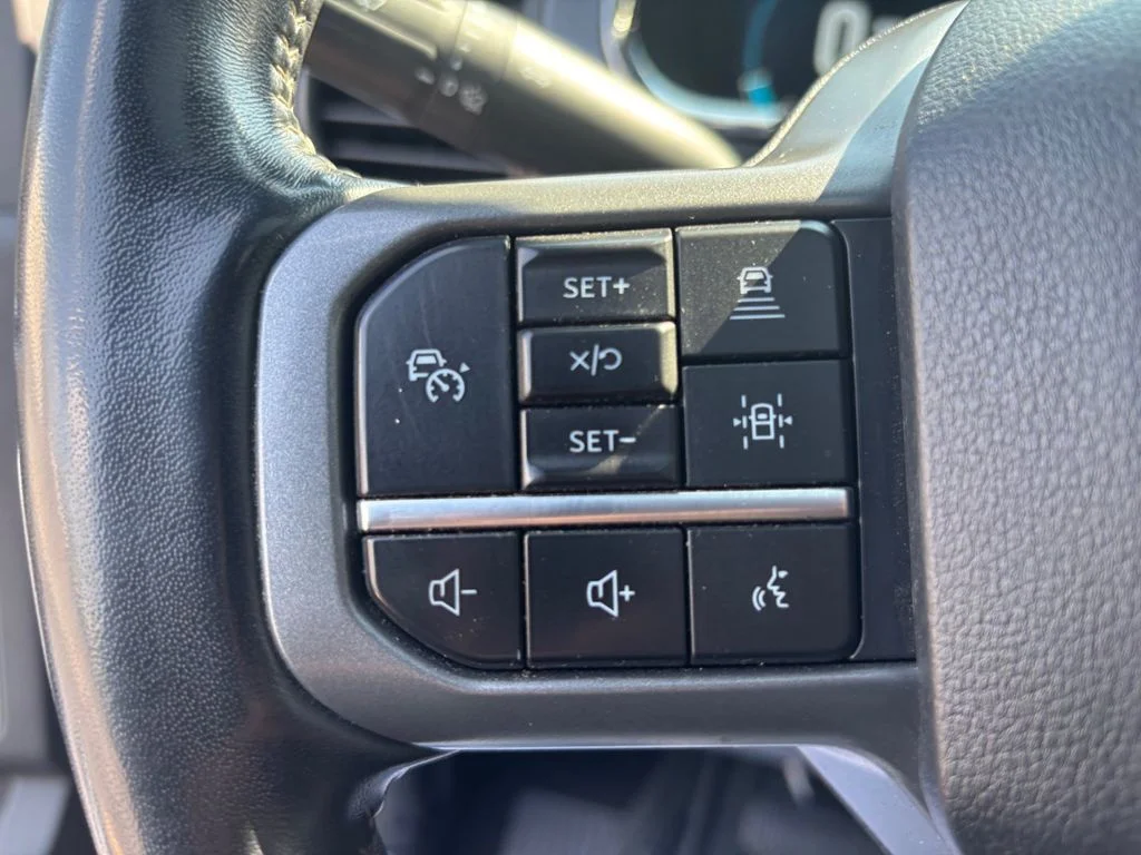 Used 2021 Blue Ford Lariat image 33